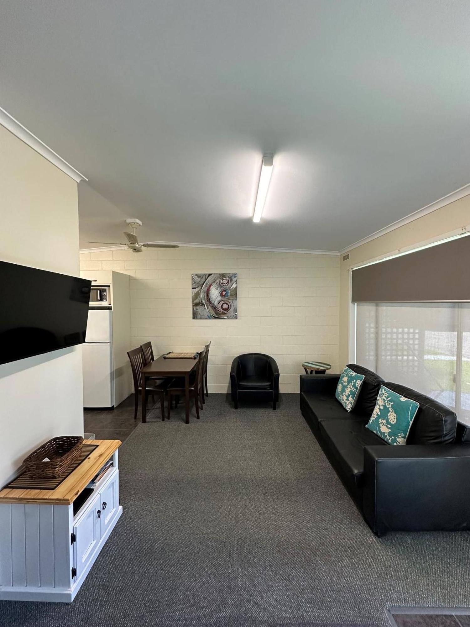 The Silver Bream Motel & Self Contained Units Mallacoota Esterno foto
